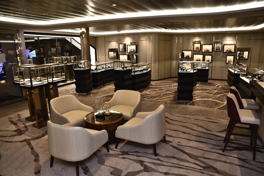Celebrity Cruises, Celebrity Apex, Shops 4 ©CEL.jpg